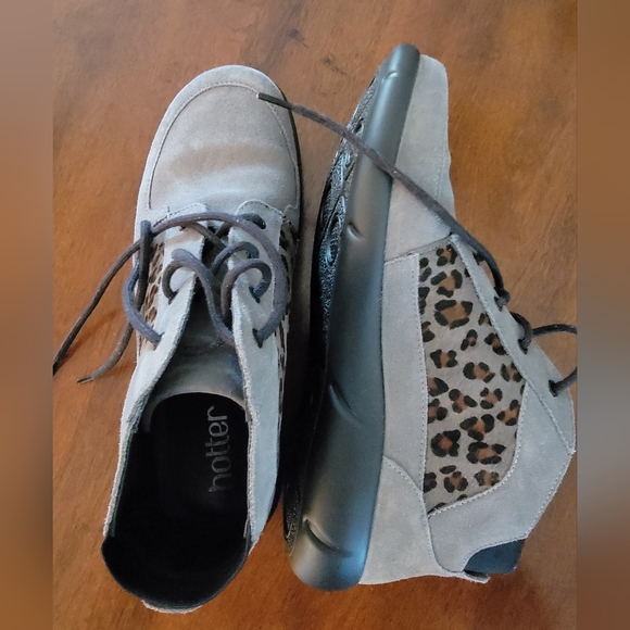 Hotter Raven Leopard Cheetah Print Grey Suede Low Lace Up Ladies Size 8.5 - Picture 4 of 7